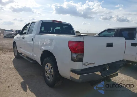 2008 Toyota Tundra Base 4.7L V8 z USA, uszkodzony, nr VIN 5TFRT54158X026482